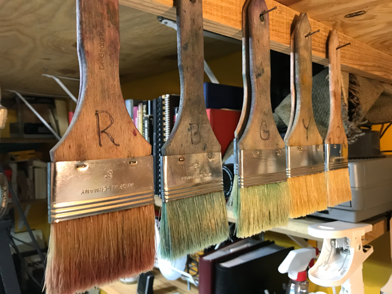 Brushes used for smoothing when applying gum bichromate mixture